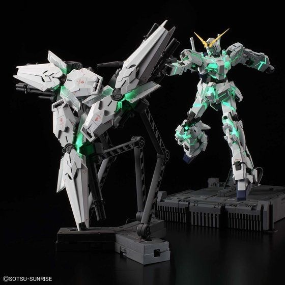 ガンダムuc 史上初 変身 発光が両立した ユニコーンガンダム Ver Ka Mgexに登場