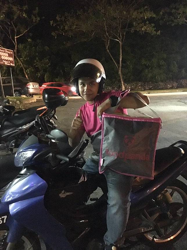 Persiapan menikah via (Twitter/@amnfdhl__)