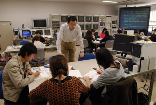 Recent Media 立命館大学産業社会学部