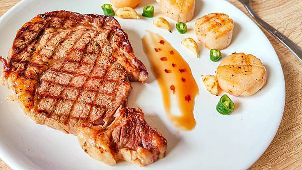 【宅配美食】唯典客-老饕級肉品、頂級肉品、頂級和牛、頂級食材、威靈頓牛排！年菜肉品必備、火鍋季肉品、干貝CAB 美國熟成沙朗%2F肋眼牛排、巧克力和牛後腰牛排、北海道超巨大干貝