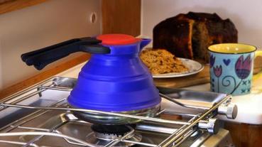 會自動瘦身的實用水壺！