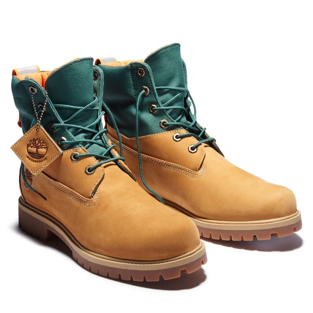 Timberland男 經典六吋休閒靴 黃綠