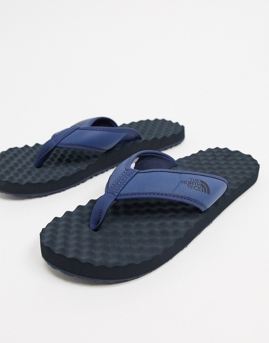 Flip flops by The North Face For those summer sound effects V-shaped straps with logo print Toe post