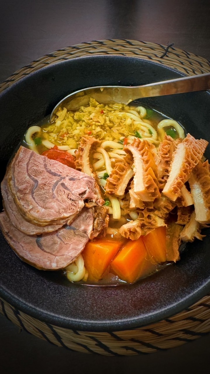 老地方料理美食、滷牛三寶