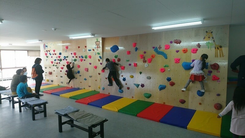 東京都内の子供が楽しめるボルダリングジム12選 未就学児okも