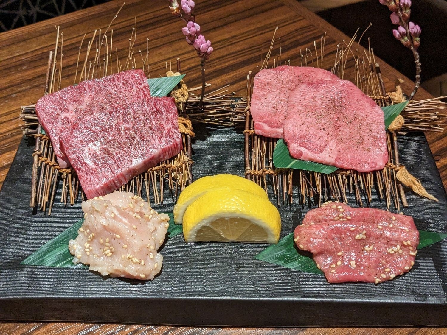 銀座焼肉 にく崎 - 中央区銀座/焼肉店 | Yahoo!マップ