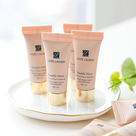 有效遮瑕又能讓肌膚呼吸不感黏膩，不堵塞毛孔的升級成分。