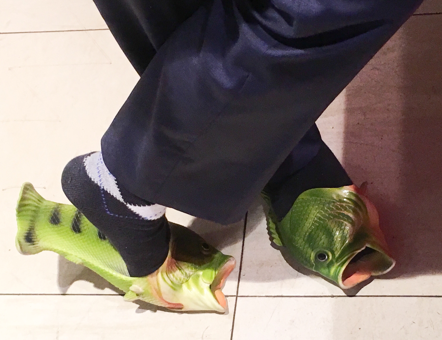 台灣上班族愛換拖鞋不是因為懶惰！是日本人教的？