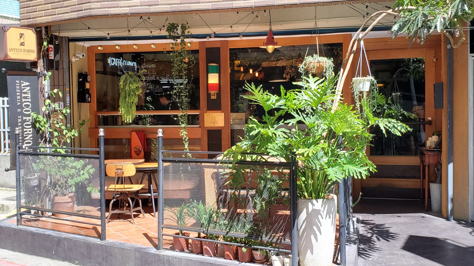 圖片來源/老烤箱-LINE熱點用戶