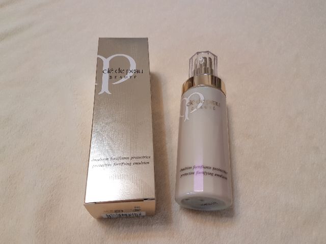 Cle de peau Beaute肌膚之鑰 光采防護精華乳125ml（日用）