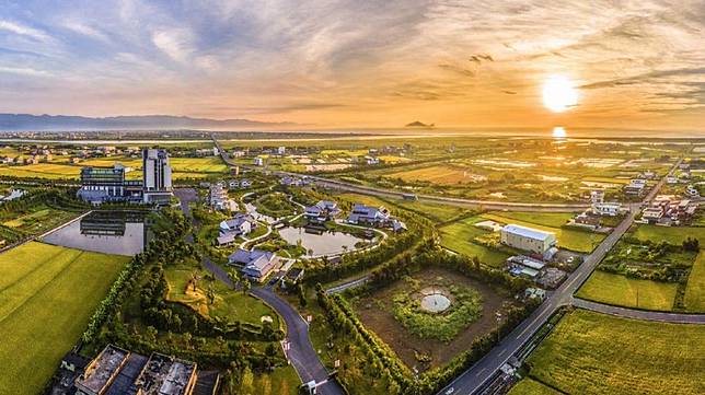 宜蘭綠舞 諸運旺金牛賀春 尾牙春酒新選擇 用餐享免費入園 平日每桌萬元有找 滿額再贈風呂券 Traveler Luxe大人的美好時光
