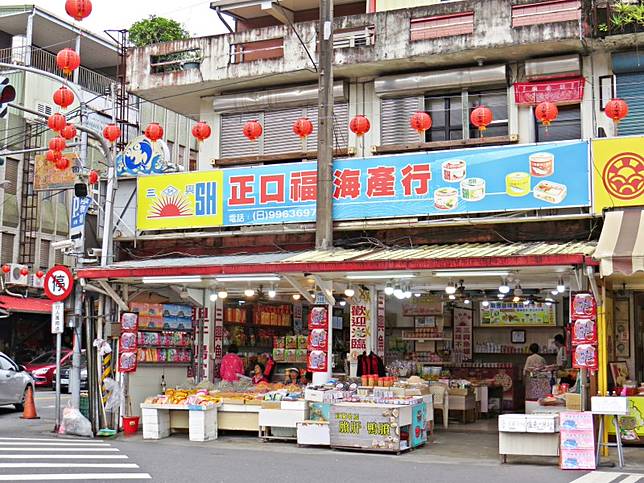 南方澳金媽祖旁 限定罐頭 新鮮乾貨伴手禮超過百項 台灣旅行趣 Line Today