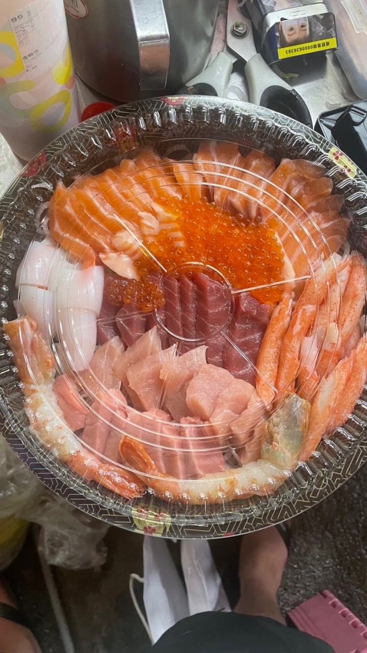 碧圈生魚片