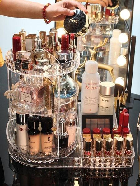 化妝品收納盒透明旋轉桌面壓克力梳妝台口紅護膚品刷置物架大 沸點奇跡