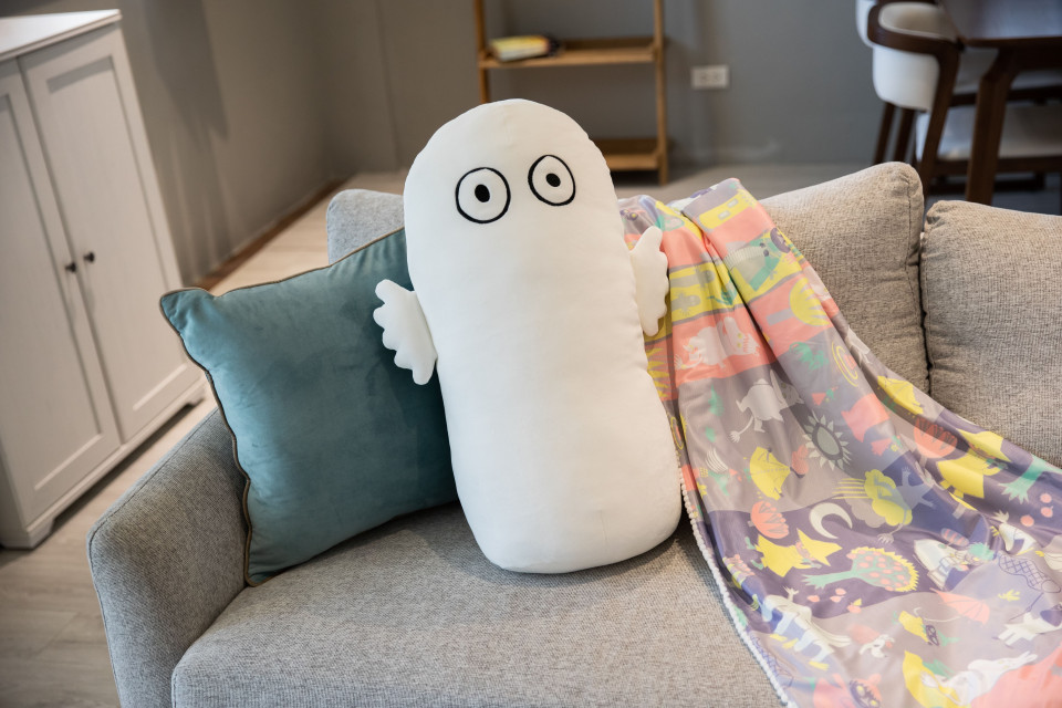 康是美 X MOOMIN75週年加價購活動，4/1～4/14「MOOMIN一覺好眠寢具組」限量6000組，加購價1099元