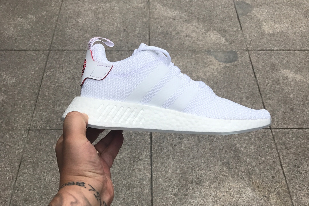 adidas gazelle silver green womens Adidas NMD R2 Primeknit White Black