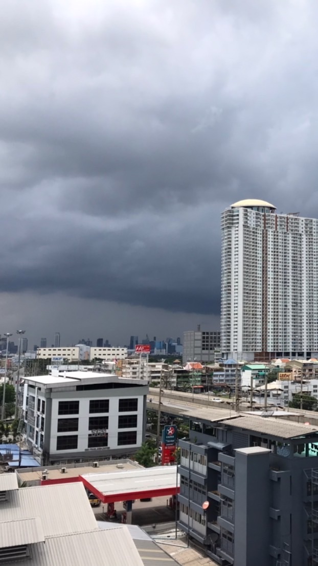 ขายพระ