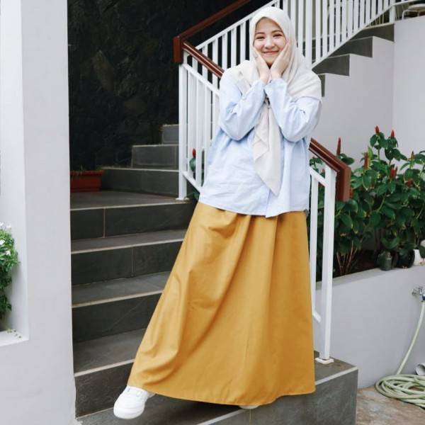 Perpaduan Gamis Warna Mustard