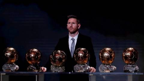 Messi Dikonfirmasi Jadi Pemenang Ballon d'Or 2021 