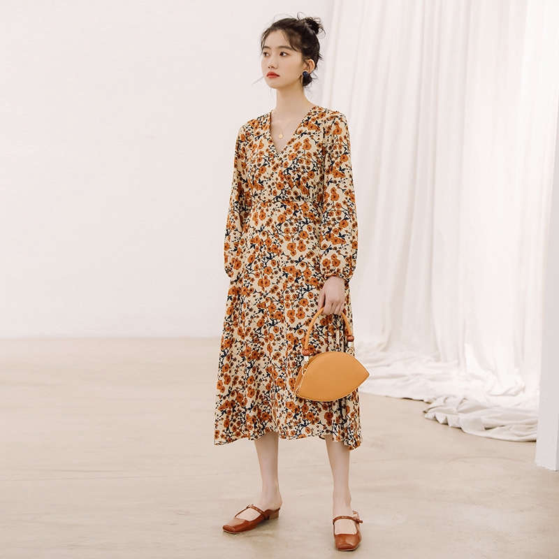 《夏天陽光女孩》清新甜美洋裝2020春季新款韓版法式氣質甜美長袖收腰碎花裙中長款印花連衣裙潮自然舒適水果色