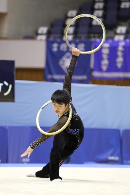 全国高校選抜 空手組手・高松中央、男女３種目Ｖ 新体操男子個人総合・中野（坂出工）県勢初の優勝（四国新聞）