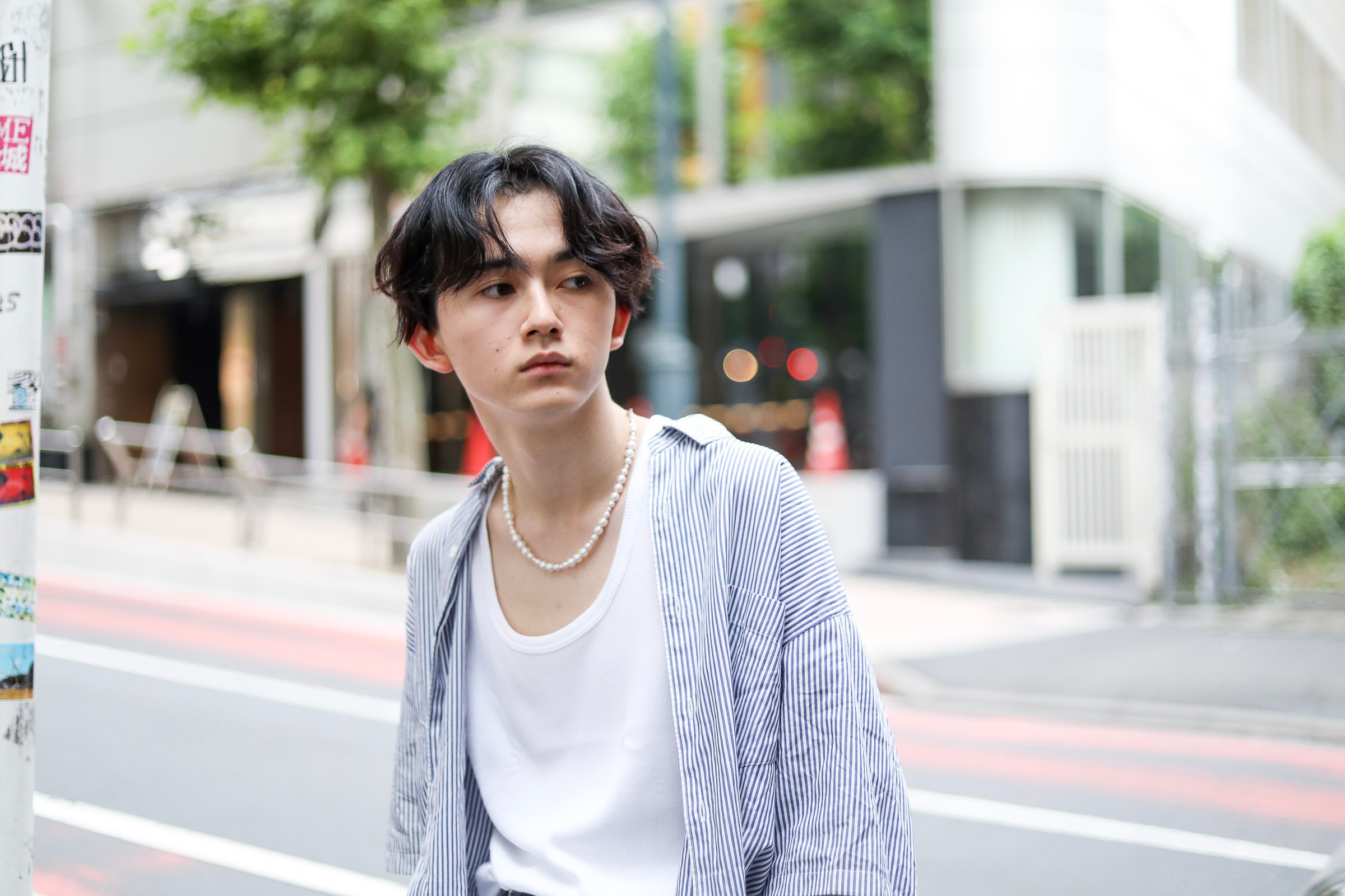 東京のストリートで広まるメンズパール ギャルソンやアンダーカバーも提案