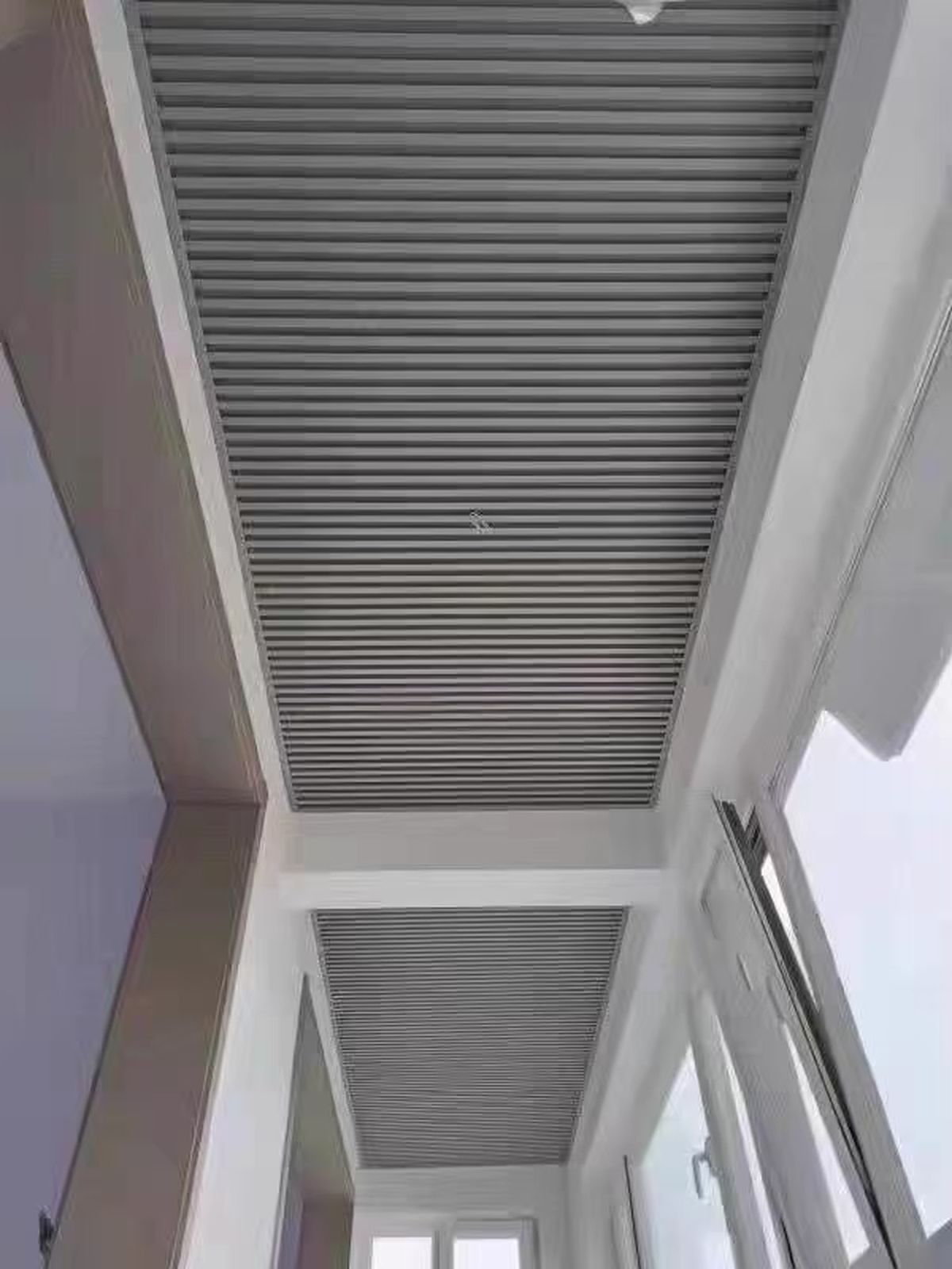 實木格柵板；空間設計；室內設計；材質