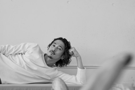 不一樣的窪塚洋介！代言男性保養品牌 BULK HOMME 形象廣告釋出