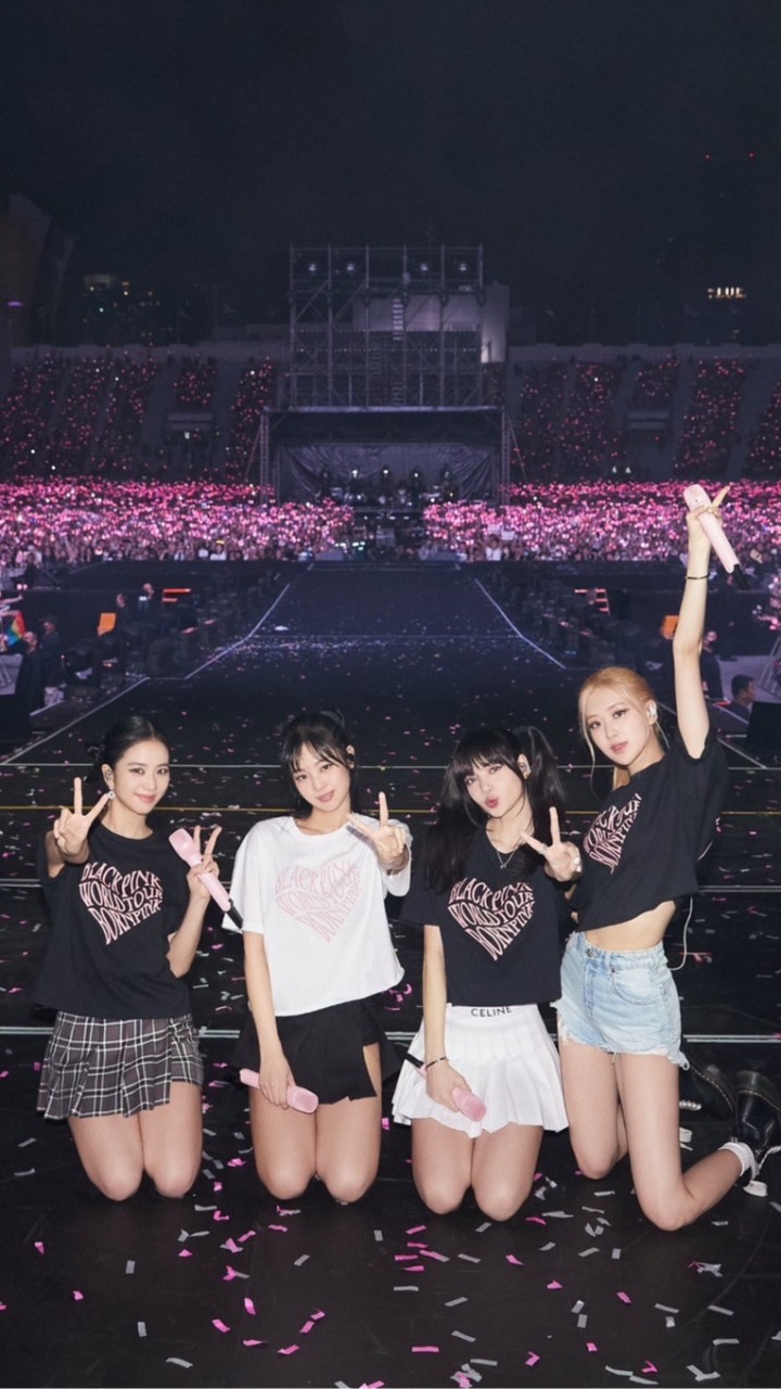 BLACKPINK & ALL KPOP (by inloshoppa)