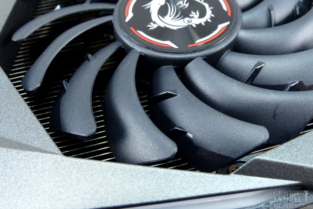 TORX 3.0 具備 2 種扇葉設計，分別負責風流量與風壓