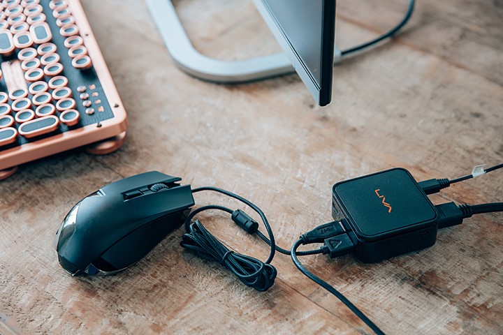 結合保時捷原廠設計，打造科技時尚精品：AOC PDS271 液晶顯示器