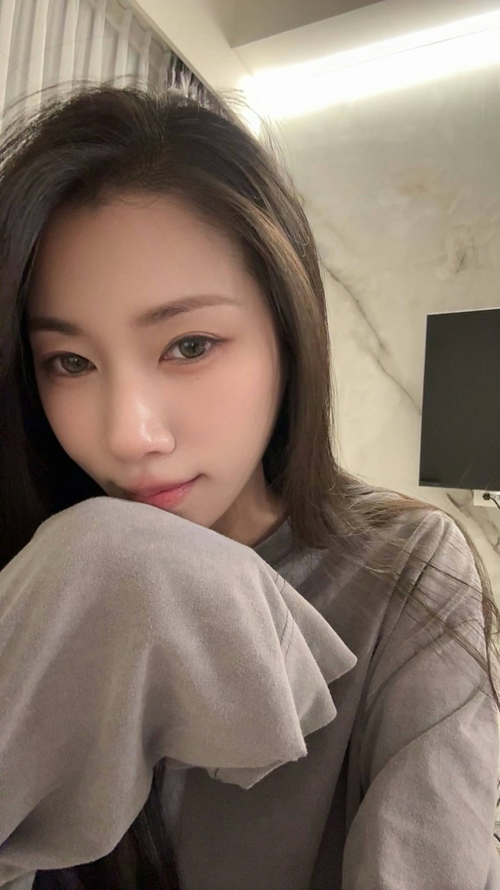 清清寶貝🐰ྀི Qᴵᴺᴳ