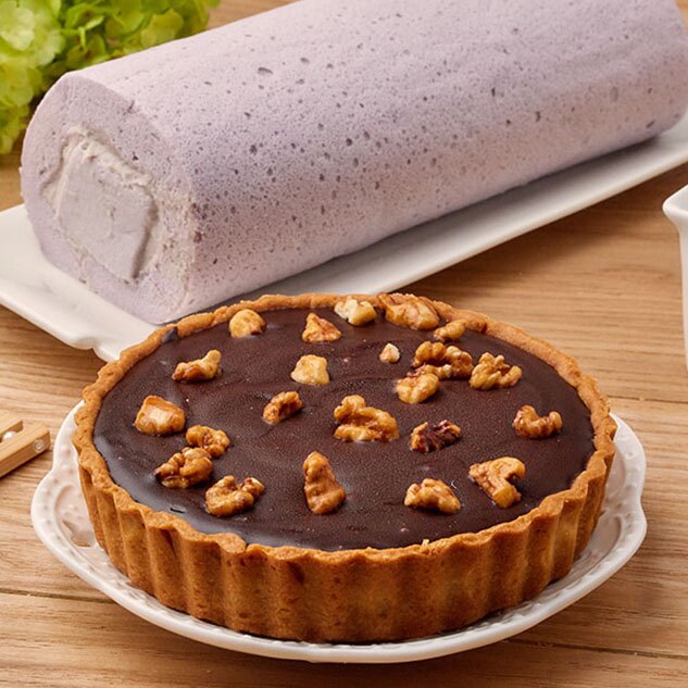 【喜之坊】生巧克力塔5吋+芋泥奶凍捲1條 ★多層次口感派皮 /獨家65%完美比例巧克力/手工精心製作/每ㄧ口都充滿濃烈的乳酪香~ NO.1#團購美食#人氣甜點★【超值免運優惠組】。食品與甜點人氣店家喜