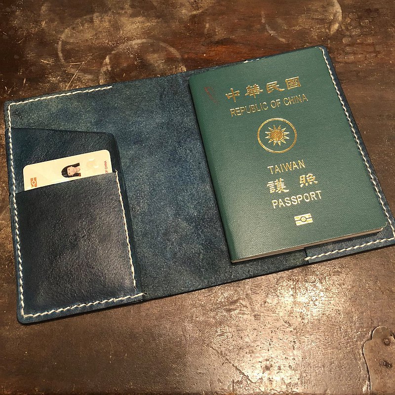 歡迎來到樺皮樹的手作課程?? 極度客製化的課程－可以自由揪朋友搭配想做的品項 從頭到尾完整的體驗－無論是染色、刻字、打洞及縫線都由你親手完成 深吸一口氣就能聞到皮革的香味－讓您神清氣爽，壓力大釋放