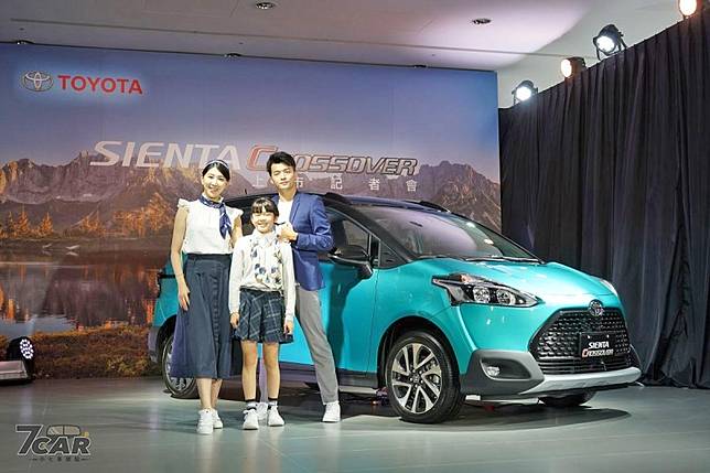 跨界套件上身全新toyota Sienta Crossover 74 9 萬元起登場 小七車觀點 Line Today