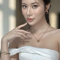 Davika อัพเดตกระเป๋า&เครื่องประดับsuper V