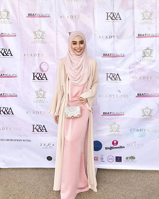 6 Inspirasi Fashion Hijab yang Simple ...