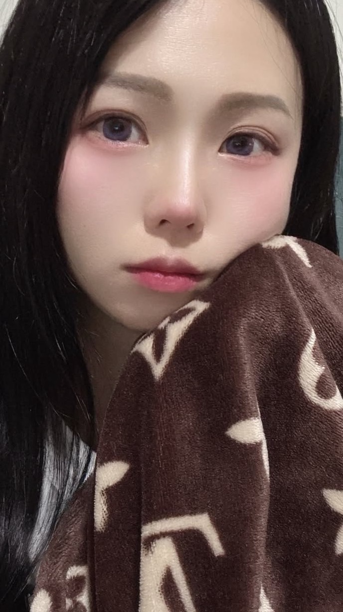 女性二手貼身衣物