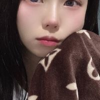 女性二手貼身衣物
