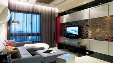 我家客廳好寬敞