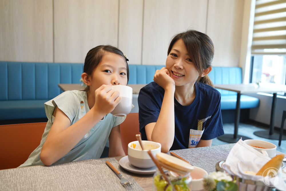JÒHŌ HOTEL Kaohsiung 高雄.住宿 JOHO HOTEL 充滿祝福寓意的高質感設計旅店，享免費午茶、舒服早餐，近高雄火車站、六合夜市 (1)