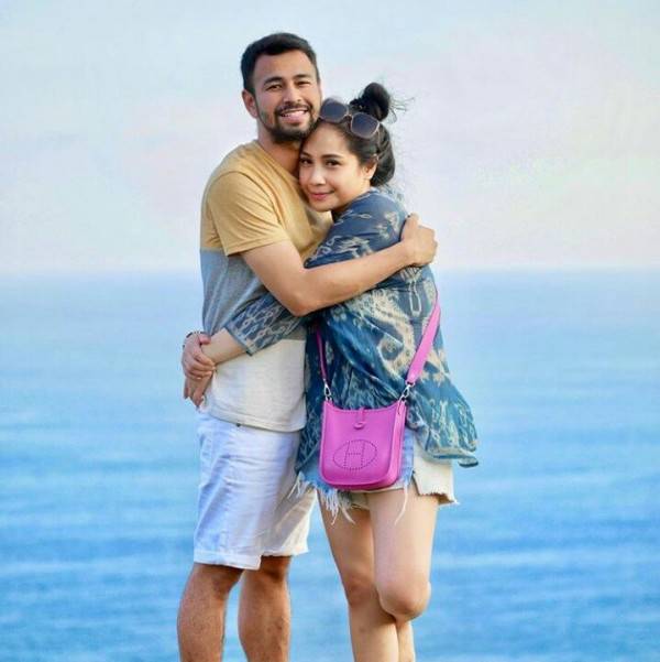 8 Potret Mesra Liburan Raffi dan Nagita di Bali, Romantis Banget! 
