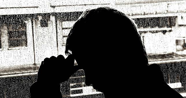 老婆才剛懷孕...新婚男咳嗽狂拖！醫檢查嘆：癌症末期