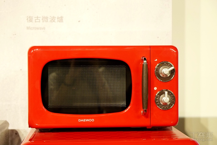 復古微波爐。