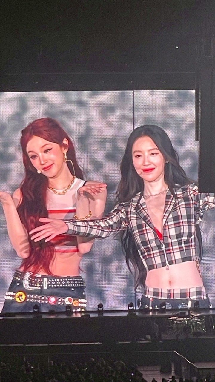 Baby monster idle black pink
