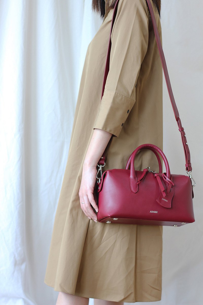 女性肩背真皮皮包/枕頭包/覆盆莓紅