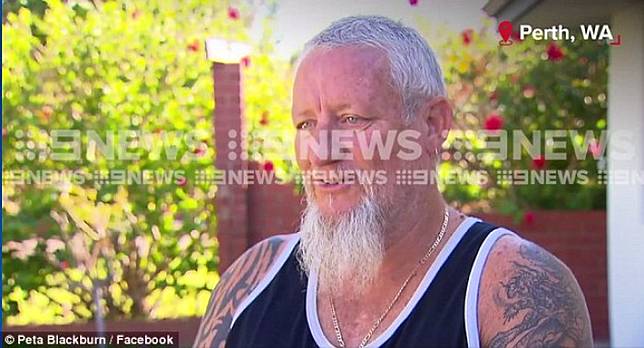 cetak layar, bruce black burn, facebook