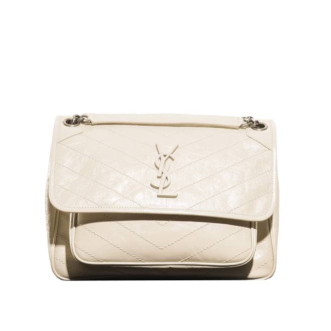 2020春夏新品全新真品Saint Laurent 498894 中款 Niki 復古皺褶小牛皮兩用包 白色復古皺褶小牛皮採用羅緞襯里和拉絲銀色五金配件設計尺寸: 寬度約27-25 cm ，高度約為 