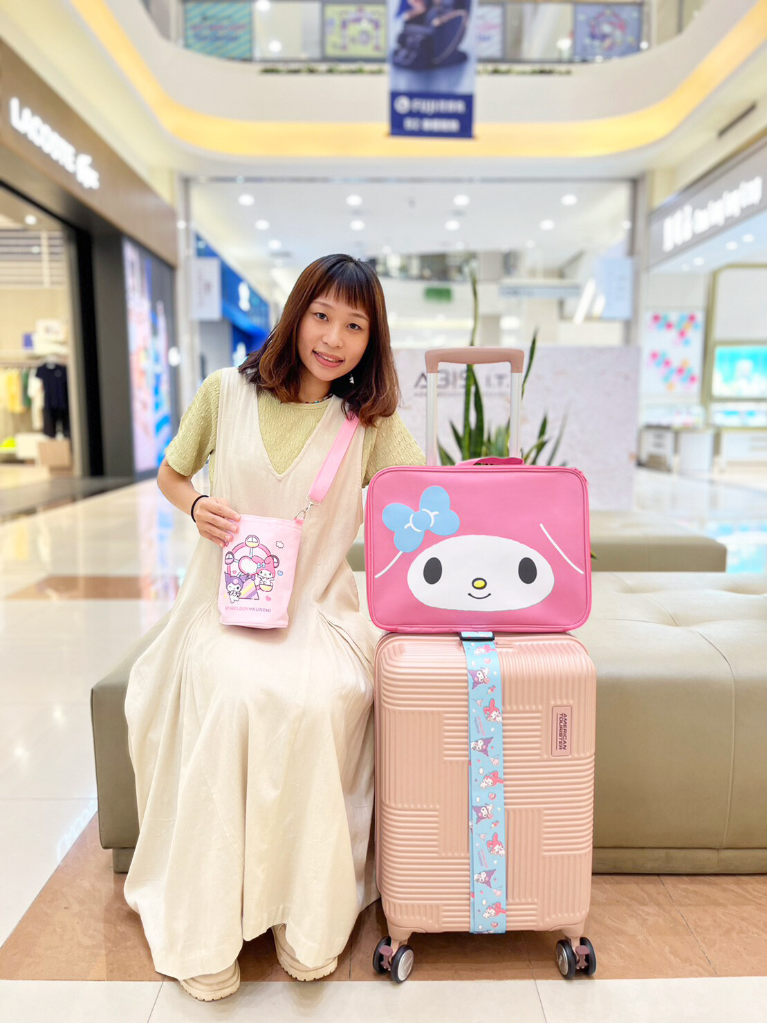 美樂蒂現身環球購物中心！「美樂蒂、庫洛米」造型接駁車必搭，還有三麗鷗周邊等你拿