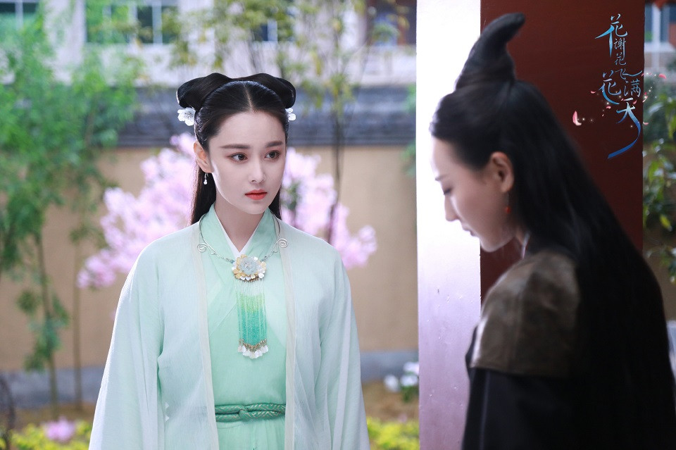 《幸福，觸手可及》張馨予古裝角色9：《花謝花飛花滿天》謝千尋